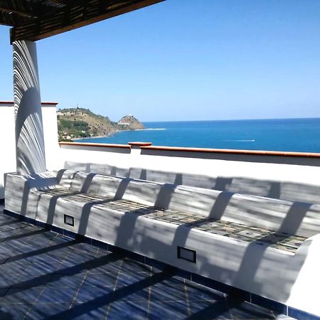 Magico Appartamenti Scafa - Marina Capo D'Orlando Exterior photo